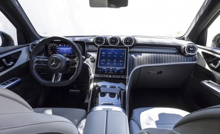 2023 Mercedes-Benz GLC 400 e Plug-In Hybrid 4MATIC AMG Line (Color: Spectral Blue) Interior Cockpit Wallpapers 450x275 (29)
