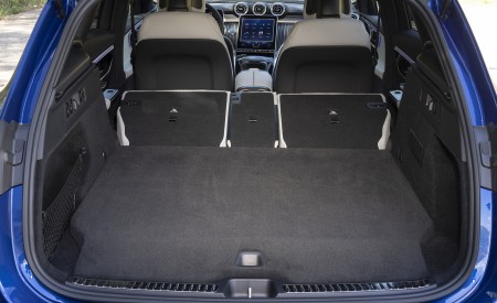 2023 Mercedes-Benz GLC 400 e Plug-In Hybrid 4MATIC AMG Line (Color: Spectral Blue) Trunk Wallpapers 450x275 (42)