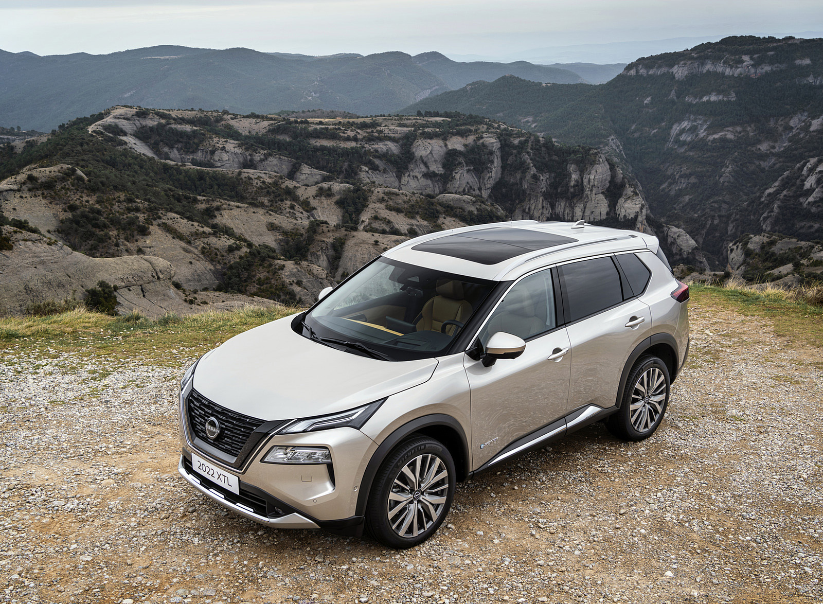 2023 Nissan X-Trail Front Three-Quarter Wallpapers #18 of 59