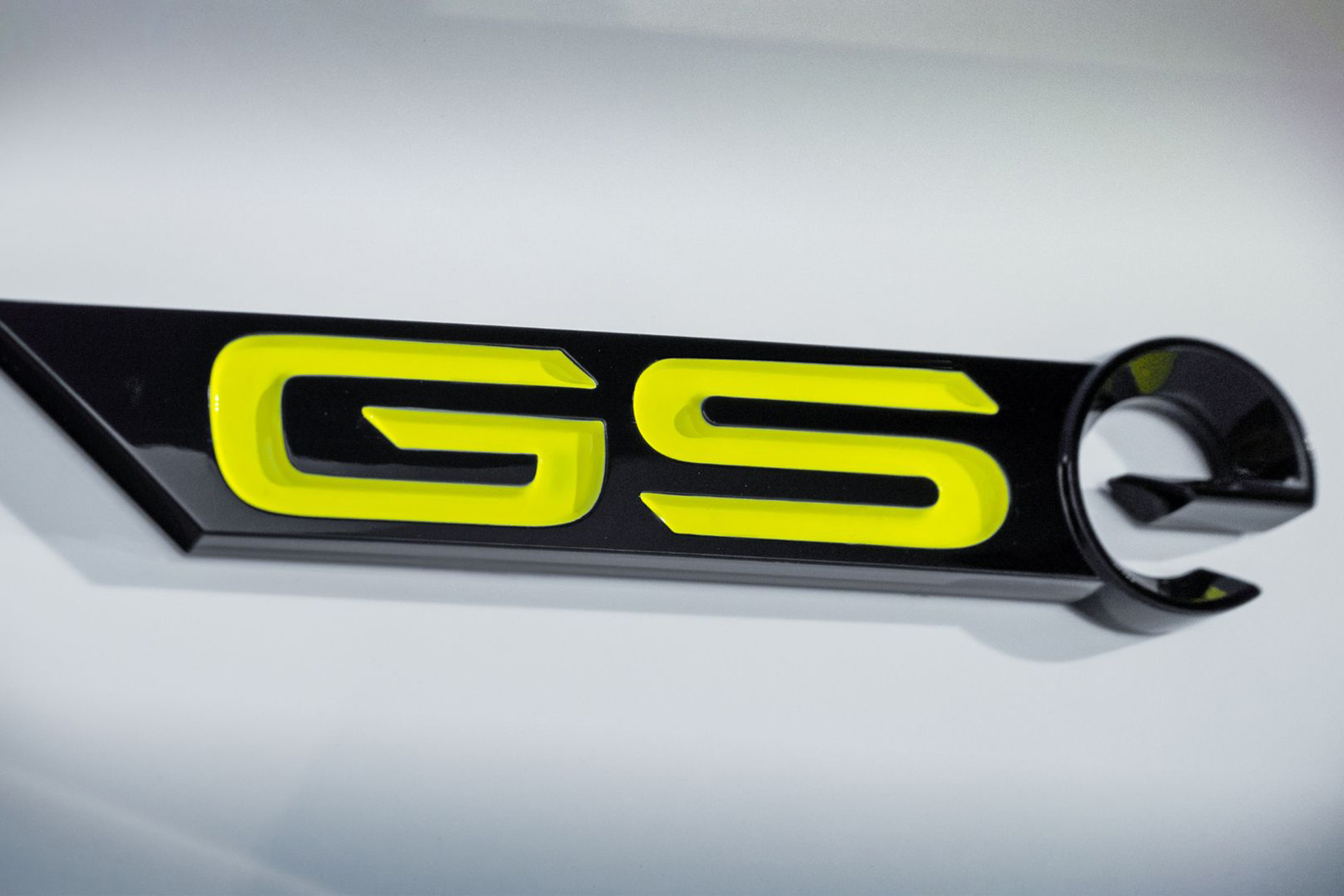2023 Opel Astra GSe Badge Wallpapers (12)