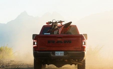 2023 Ram 2500 Heavy Duty Rebel Rear Wallpapers 450x275 (5)