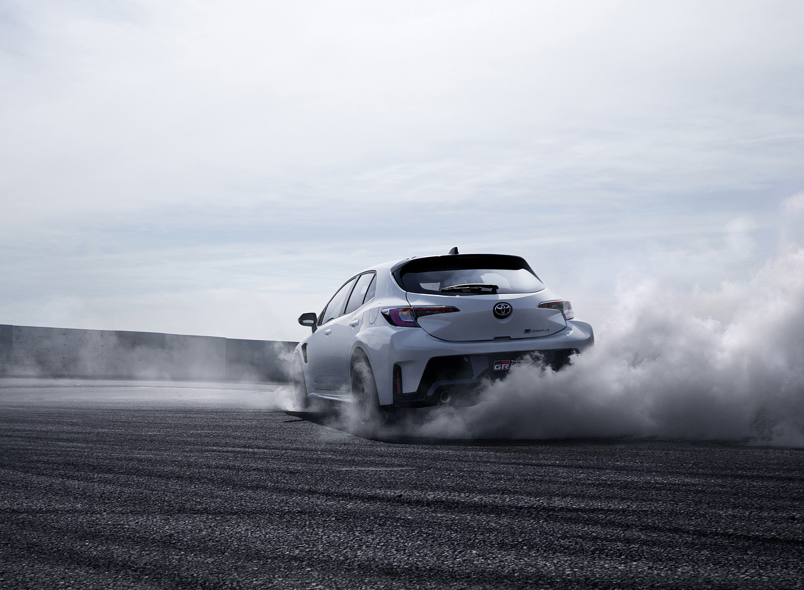 2023 Toyota GR Corolla Circuit Edition Rear Wallpapers (3)