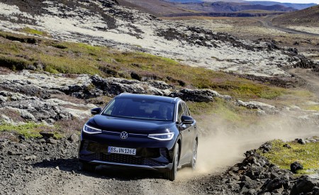 2023 Volkswagen ID.4 Pro 4MOTION Front Wallpapers 450x275 (22)