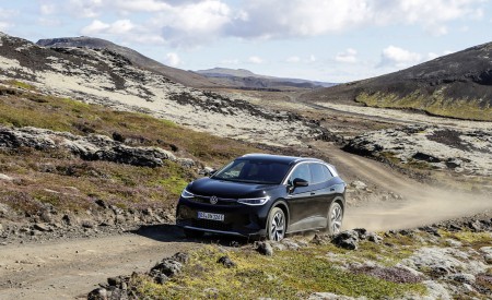 2023 Volkswagen ID.4 Pro 4MOTION Front Wallpapers 450x275 (18)