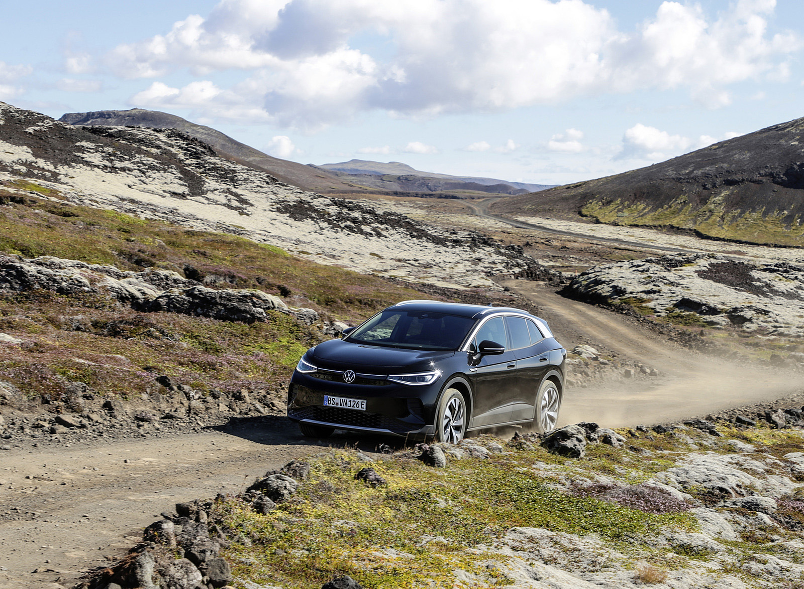 2023 Volkswagen ID.4 Pro 4MOTION Front Wallpapers #18 of 31