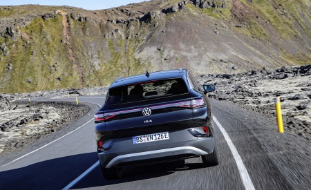 2023 Volkswagen ID.4 Pro 4MOTION Rear Wallpapers 450x275 (12)