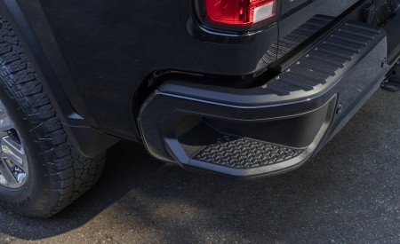 2024 Chevrolet Silverado 2500HD High Country Detail Wallpapers 450x275 (15)