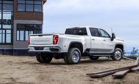 2024 Chevrolet Silverado HD 3500HD LTZ Dually Rear Three-Quarter Wallpapers 450x275 (3)