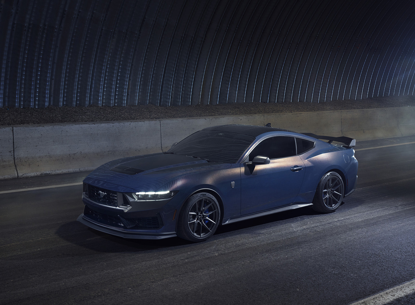 2024 Ford Mustang Dark Horse Front Three-Quarter Wallpapers (7)