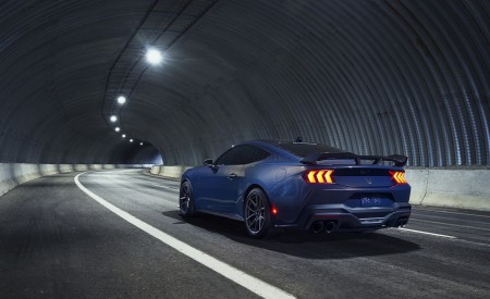 2024 Ford Mustang Dark Horse Rear Three-Quarter Wallpapers 450x275 (5)