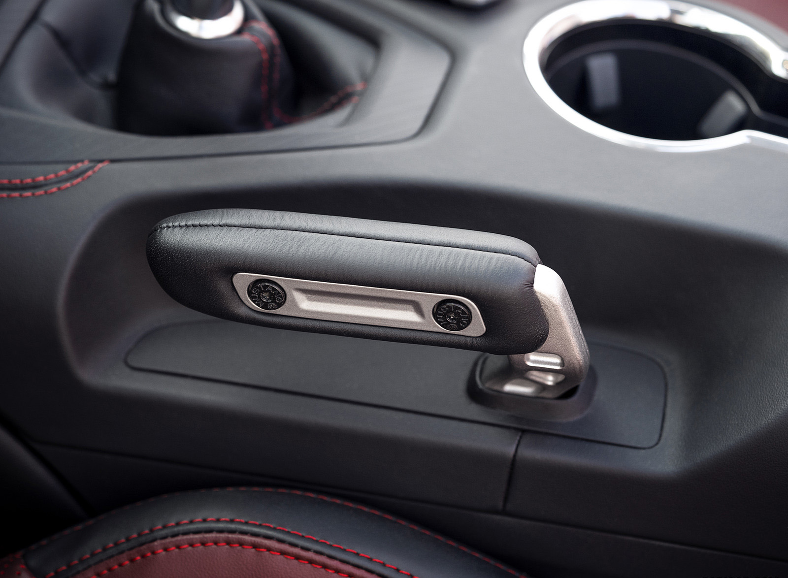 2024 Ford Mustang GT Convertible Interior Detail Wallpapers (15)