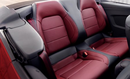 2024 Ford Mustang GT Convertible Interior Rear Seats Wallpapers 450x275 (17)