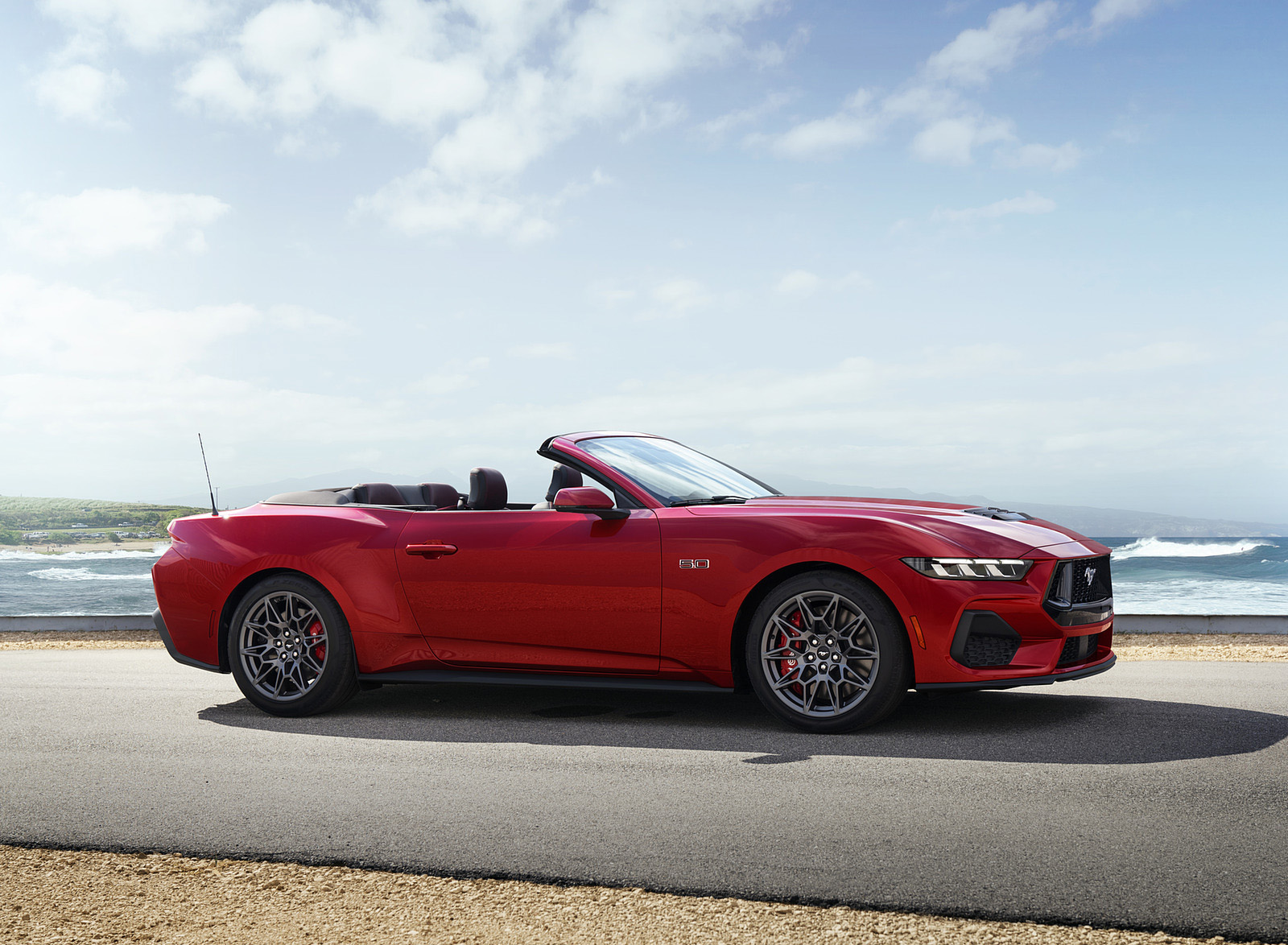 2024 Ford Mustang GT Convertible Side Wallpapers (3)