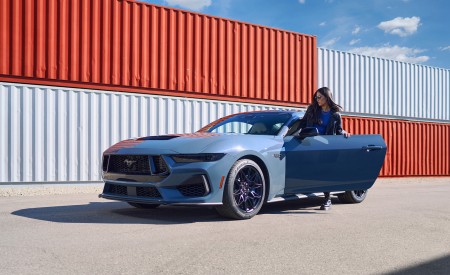 2024 Ford Mustang GT Front Three-Quarter Wallpapers 450x275 (4)