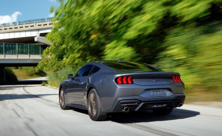 2024 Ford Mustang Rear Three-Quarter Wallpapers 450x275 (2)