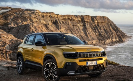 2024 Jeep Avenger Front Three-Quarter Wallpapers 450x275 (50)