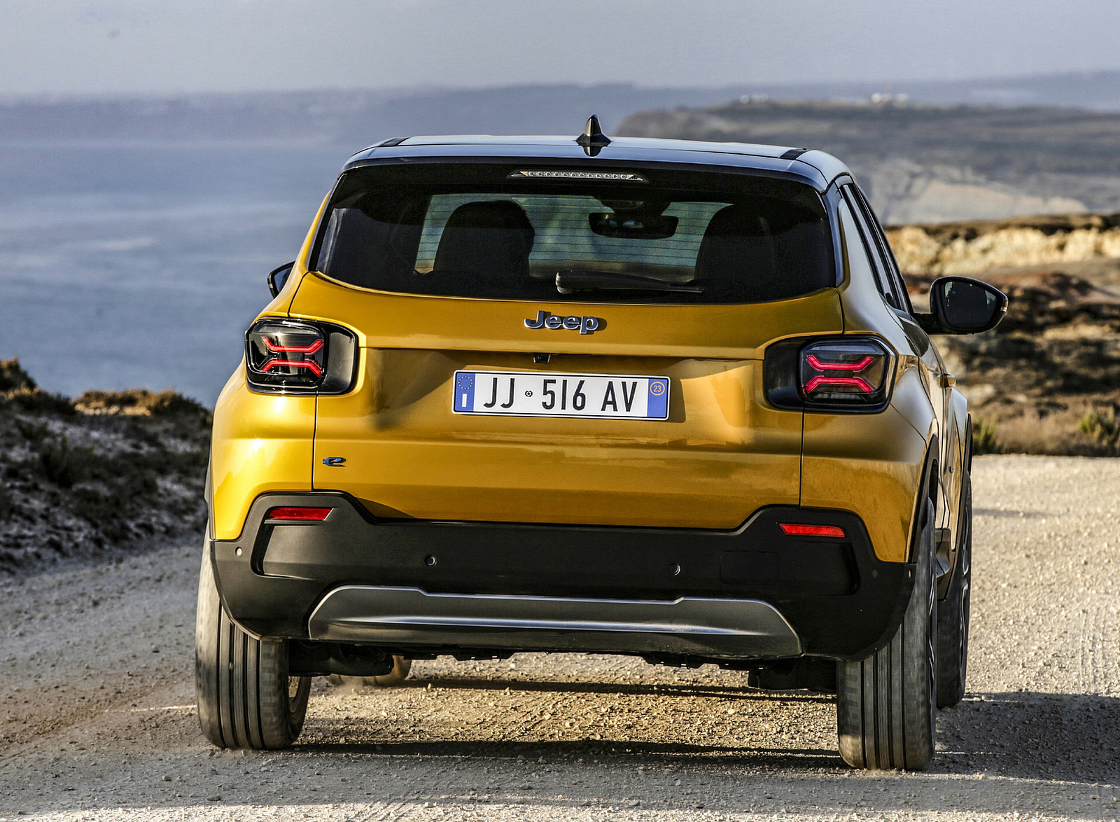 2024 Jeep Avenger Rear Wallpapers (2)