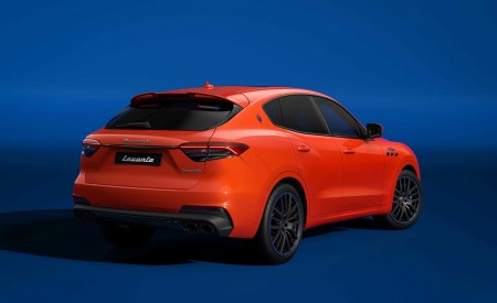 2022 Maserati Levante F Tributo Special Edition Rear Three-Quarter Wallpapers 450x275 (3)