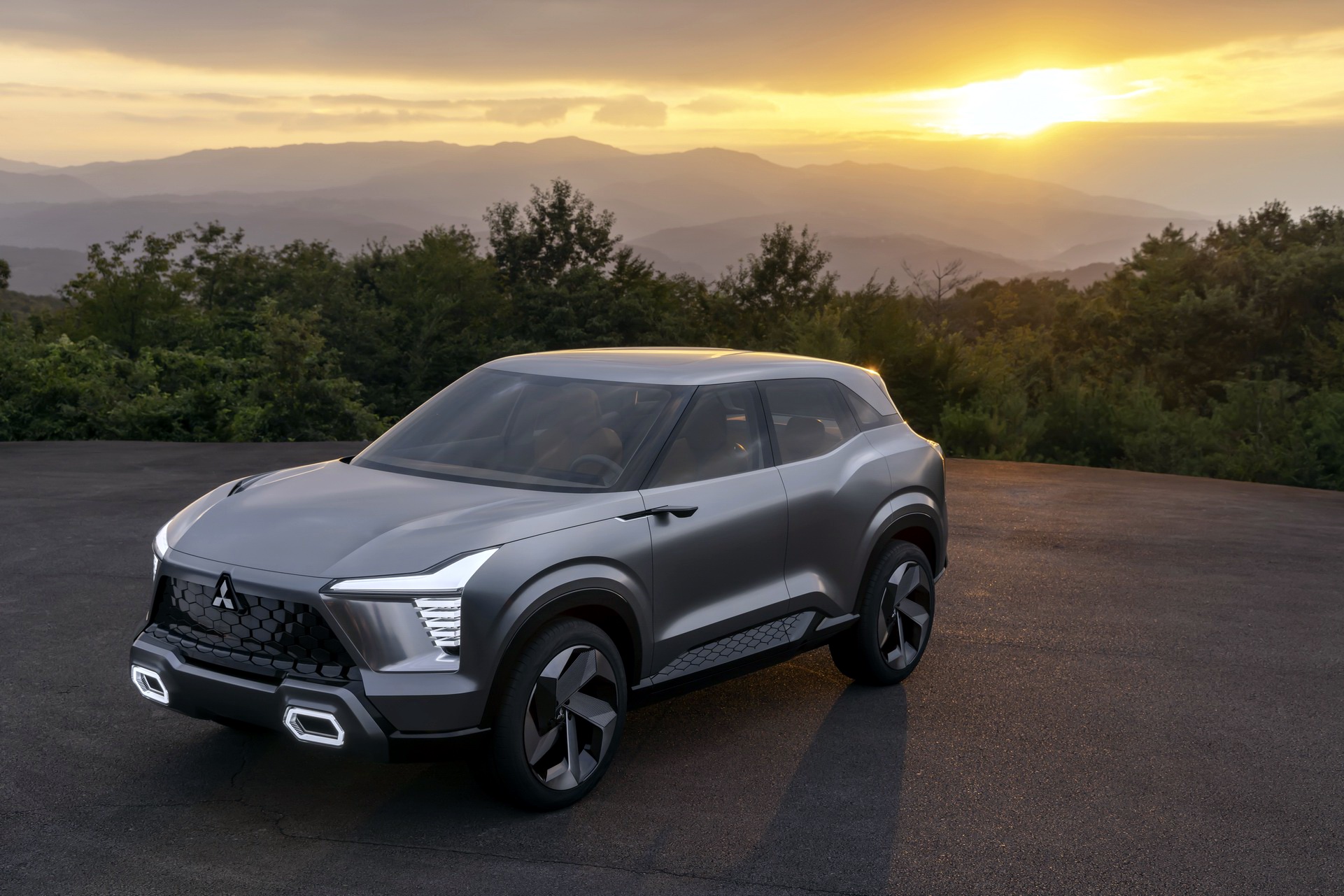 2022 Mitsubishi XFC Concept Front Three-Quarter Wallpapers (10)