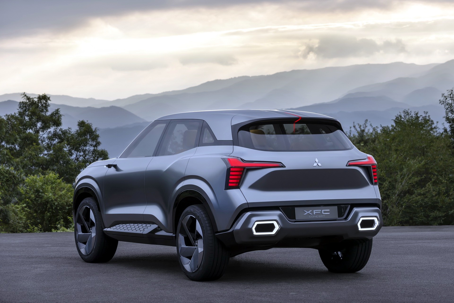 2022 Mitsubishi XFC Concept Rear Three-Quarter Wallpapers (8)