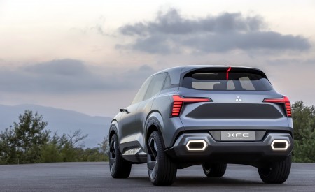 2022 Mitsubishi XFC Concept Rear Wallpapers 450x275 (9)