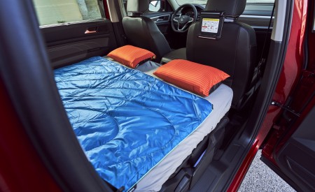 2022 Volkswagen Atlas Basecamp Camping Concept Interior Detail Wallpapers 450x275 (11)