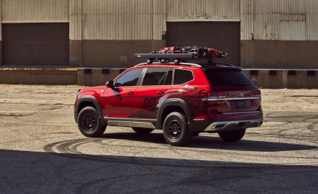 2022 Volkswagen Atlas Basecamp Camping Concept Rear Three-Quarter Wallpapers 450x275 (3)