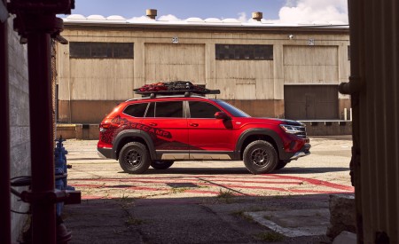 2022 Volkswagen Atlas Basecamp Camping Concept Side Wallpapers 450x275 (4)