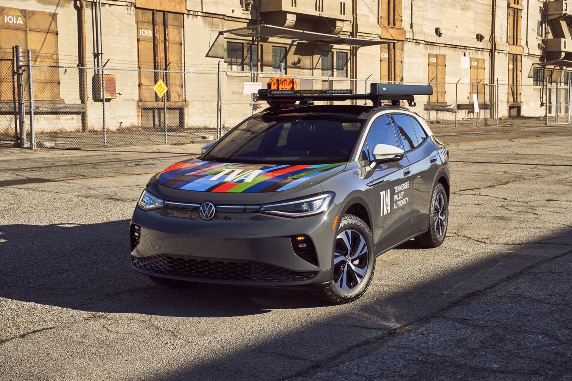 2022 Volkswagen ID.4 EV Drone Command Concept Front Three-Quarter Wallpapers (1)
