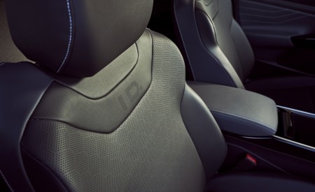 2022 Volkswagen ID.4 EV Drone Command Concept Interior Seats Wallpapers 450x275 (9)