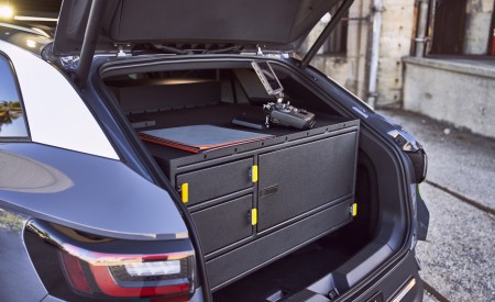 2022 Volkswagen ID.4 EV Drone Command Concept Trunk Wallpapers 450x275 (11)