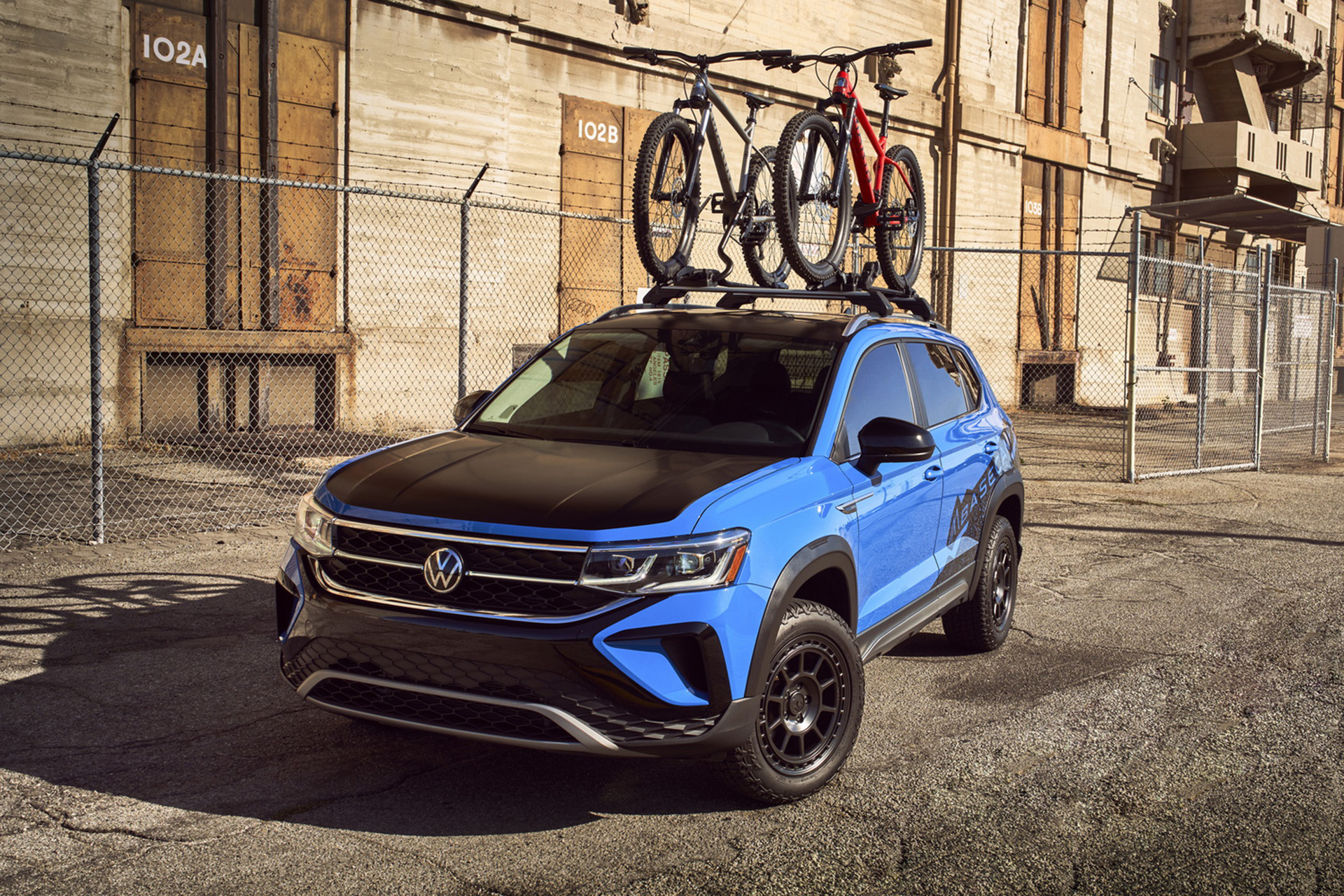 2022 Volkswagen Taos Basecamp Active Concept Front Three-Quarter Wallpapers #1 of 8