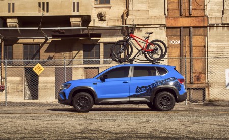 2022 Volkswagen Taos Basecamp Active Concept Side Wallpapers 450x275 (3)