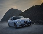 2023 Alfa Romeo Giulia Front Three-Quarter Wallpapers  150x120 (4)