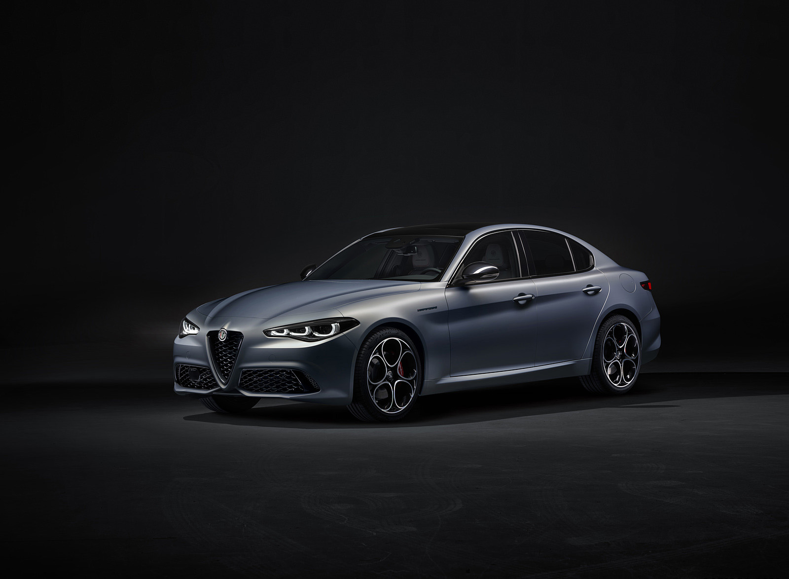 2023 Alfa Romeo Giulia Front Three-Quarter Wallpapers (14)
