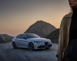 2023 Alfa Romeo Giulia Front Three-Quarter Wallpapers 150x120 (8)