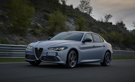 2023 Alfa Romeo Giulia Wallpapers HD