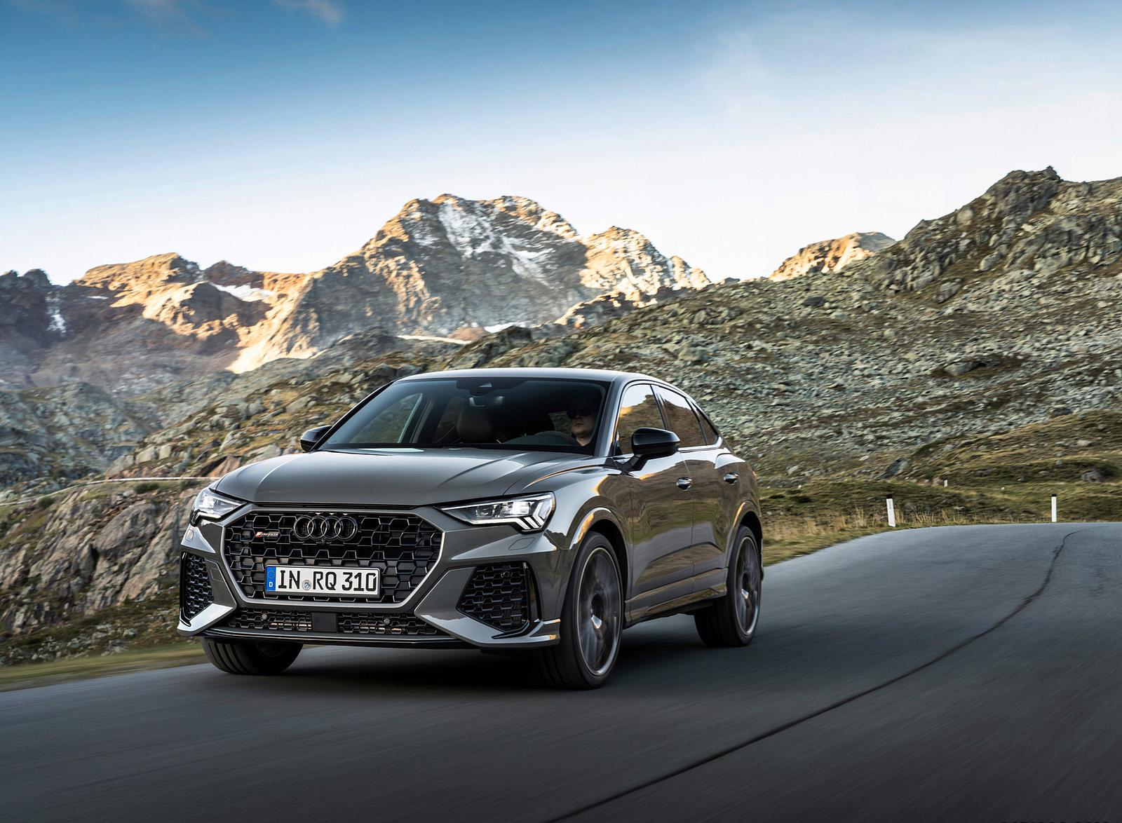 2023 Audi RS Q3 Sportback 10 Years Edition (Color: Chronos Grey Matallic) Front Three-Quarter Wallpapers (4)