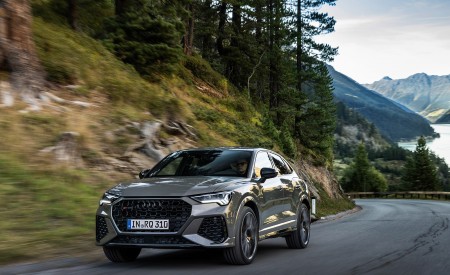 2023 Audi RS Q3 Sportback 10 Years Edition (Color: Chronos Grey Matallic) Front Wallpapers 450x275 (15)