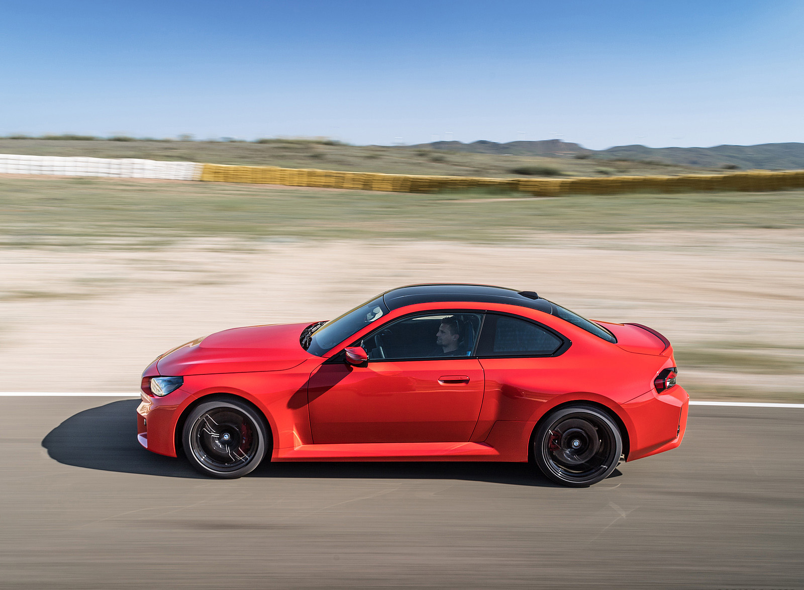 2023 BMW M2 Side Wallpapers (5)