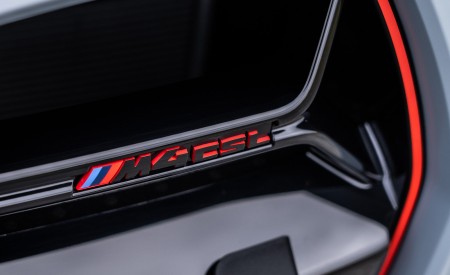 2023 BMW M4 CSL (UK-Spec) Badge Wallpapers 450x275 (23)