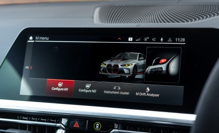 2023 BMW M4 CSL (UK-Spec) Central Console Wallpapers 450x275 (41)