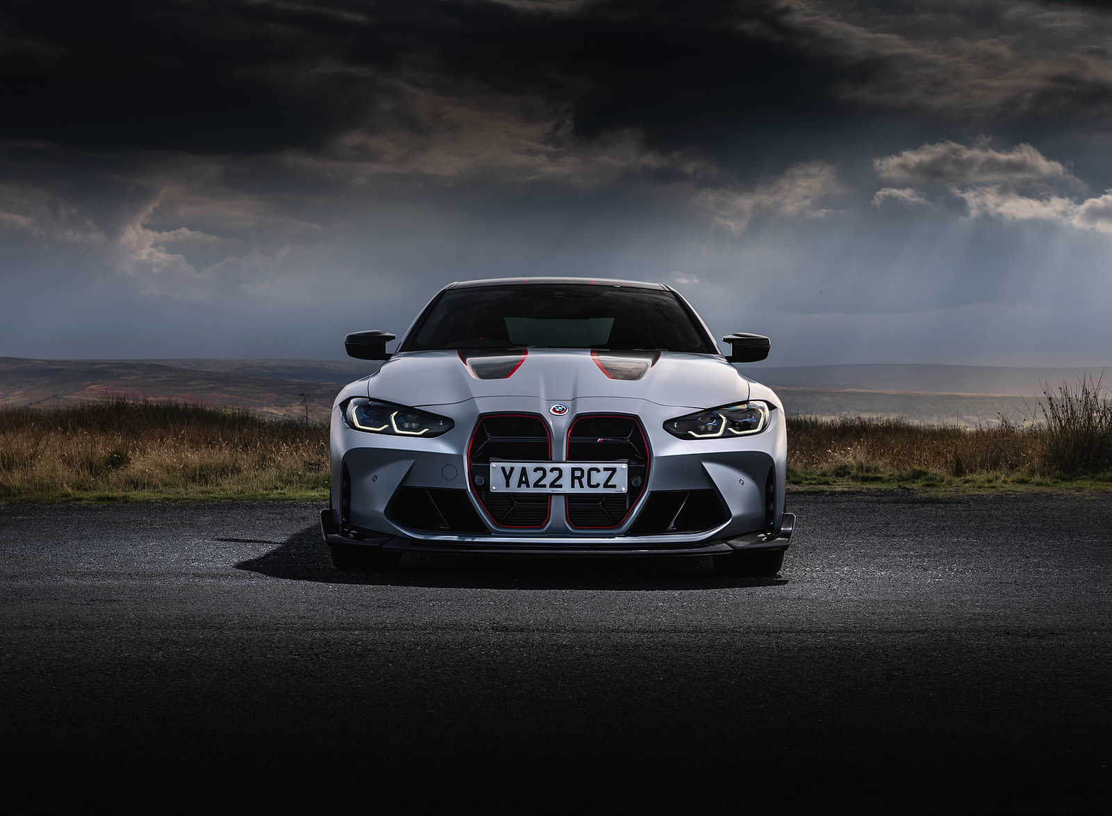 2023 BMW M4 CSL (UK-Spec) Front Wallpapers (15)