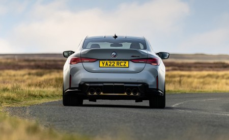 2023 BMW M4 CSL (UK-Spec) Rear Wallpapers 450x275 (12)
