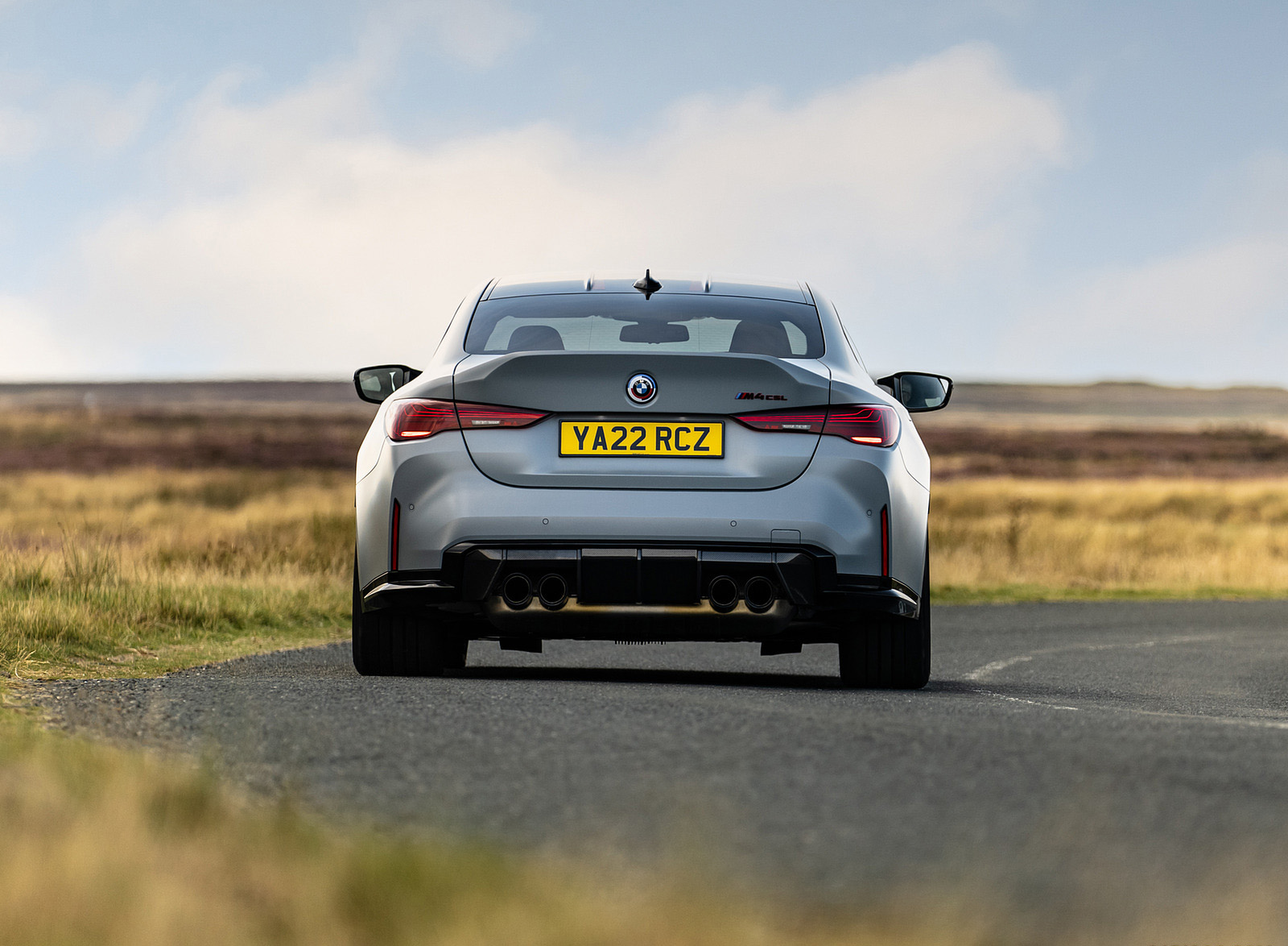 2023 BMW M4 CSL (UK-Spec) Rear Wallpapers (12)