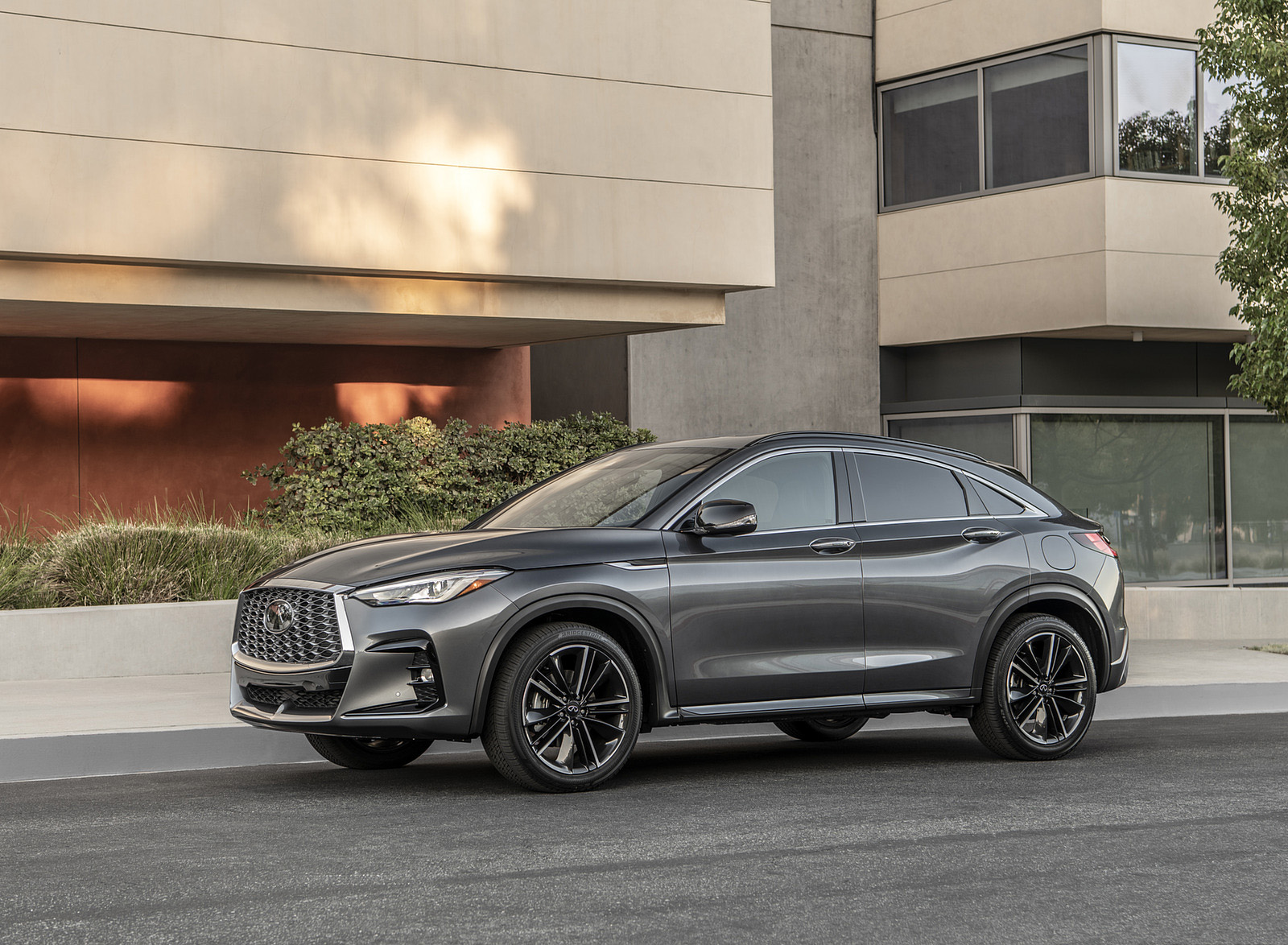 2023 Infiniti QX55 Front Three-Quarter Wallpapers (5)