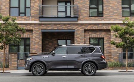 2023 Infiniti QX80 Side Wallpapers 450x275 (3)