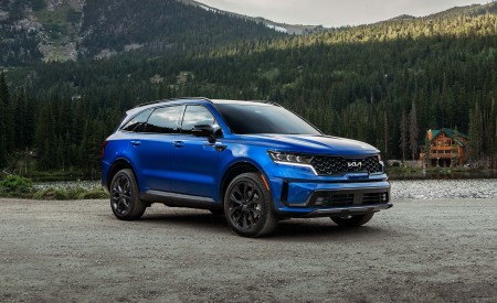 2023 Kia Sorento SX US version Front Three-Quarter Wallpapers 450x275 (2)