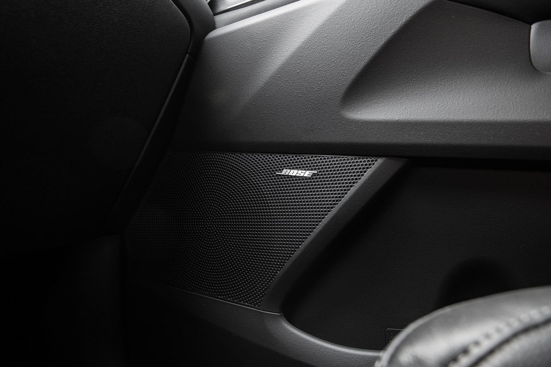 2023 Kia Sorento SX Interior Detail Wallpapers  (7)