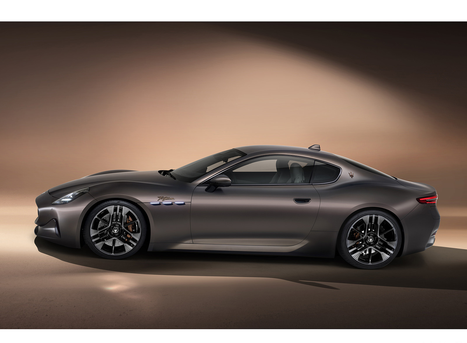 2023 Maserati GranTurismo Folgore Side Wallpapers (5)